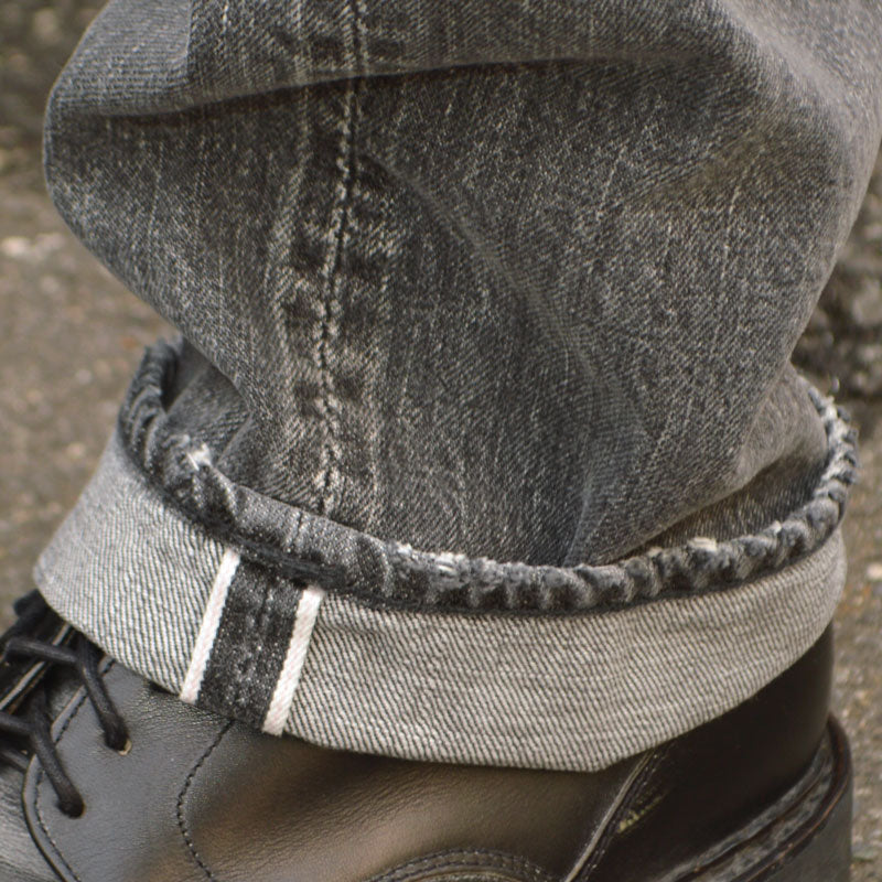 FULL COUNT "1101BKHW" Straight Black Denim Dartford