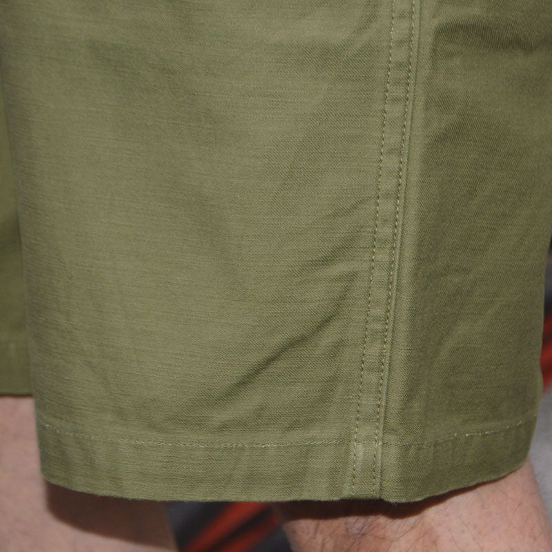 BUZZ RICKSON'S "BR51735" TROUSERS, MEN'S, COTTON SATEEN OLIVE GREEN QM SHADE 107, TYPE 1, CLASS SHORTS