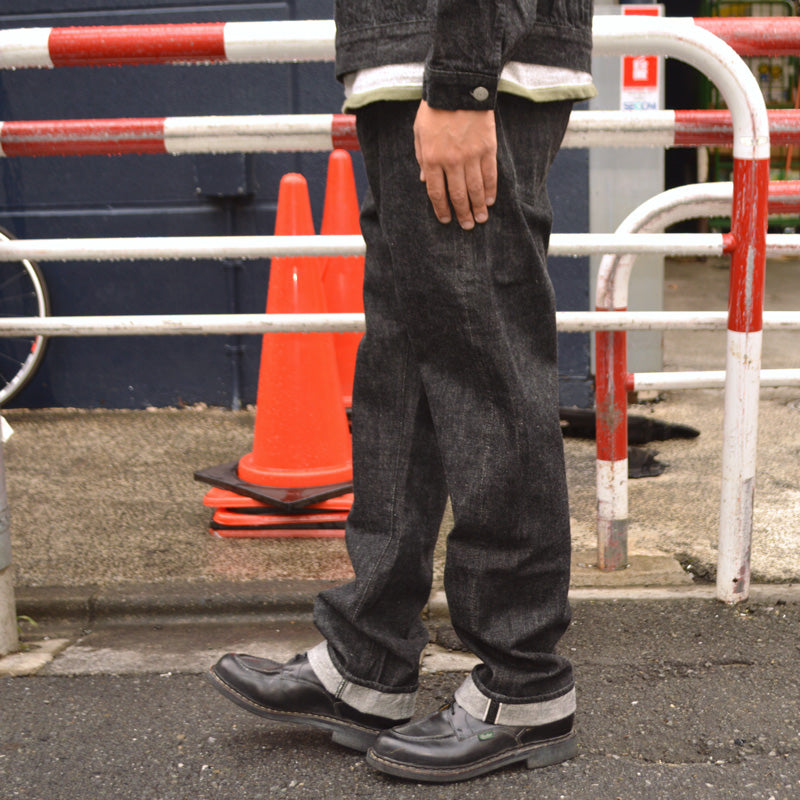 FULL COUNT "1101BK" Straight Black Denim