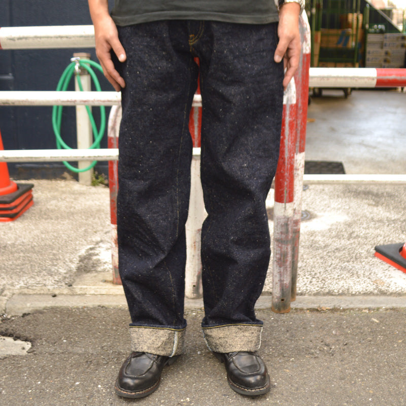 ONI DENIM、"200-Asphalt"、20oz Asphalt Denim Wide Straight