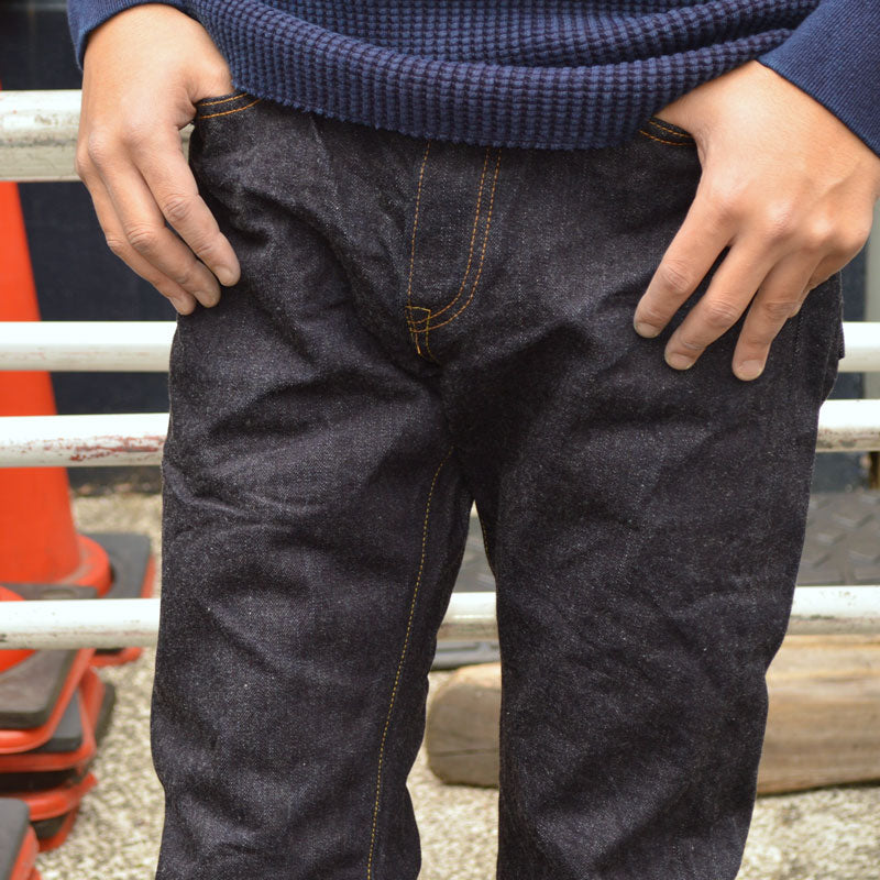 ETERNAL "883" 5 Pocket tight Straight