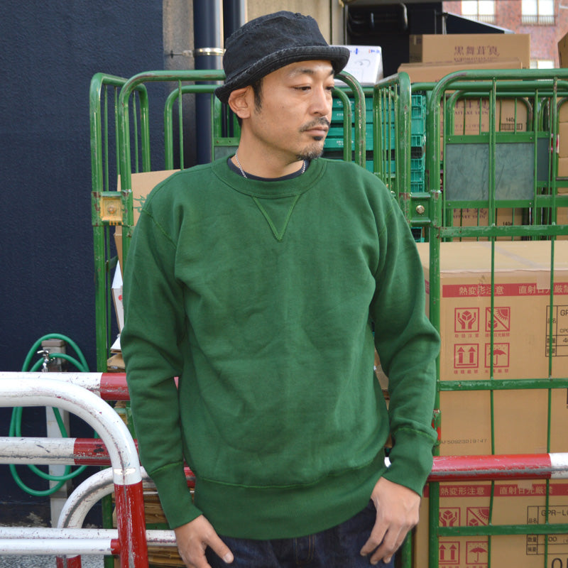 TwoMoon "92022"  V-gusset Set-in Sleeve Sweatshirt