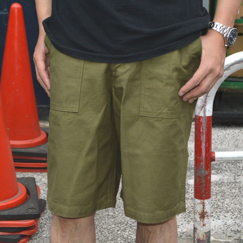 BUZZ RICKSON'S "BR51735" TROUSERS, MEN'S, COTTON SATEEN OLIVE GREEN QM SHADE 107, TYPE 1, CLASS SHORTS