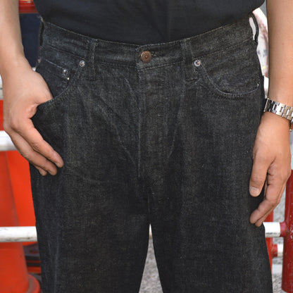FULL COUNT "0105BK" Wide Black Selvedge Denim