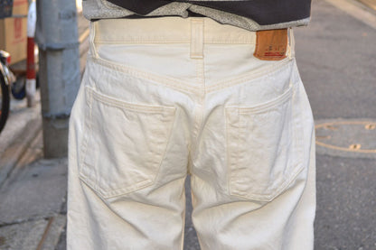 RESOLUTE "AA714" White Jeans WW2 Model