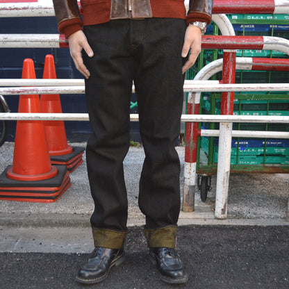 ONI DENIM "246 BKOL" 12oz Black × Olive Denim Neat Straight