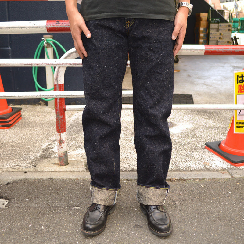 ONI DENIM、"288-Asphalt"、20oz Asphalt Denim Regular Straight