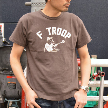 2ND-HAND (WAREHOUSE) "4064 F TROOP" Print T-shirt