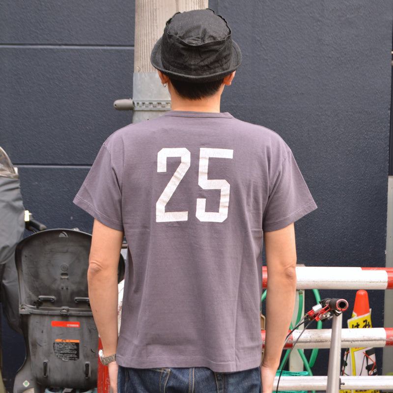 2ND-HAND (WAREHOUSE) "4064 F TROOP" Print T-shirt