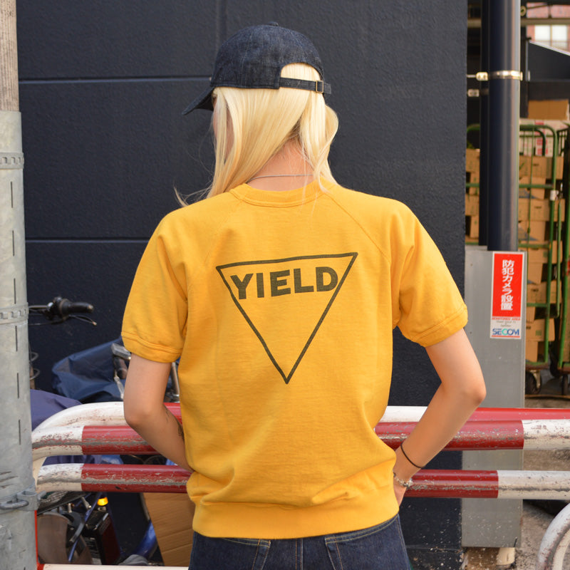 2ND-HAND (WAREHOUSE) "4104" S/S Sweat "YIELD"