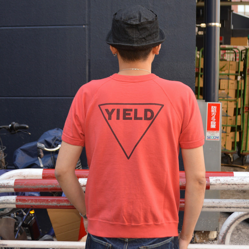 2ND-HAND (WAREHOUSE) "4104" S/S Sweat "YIELD"