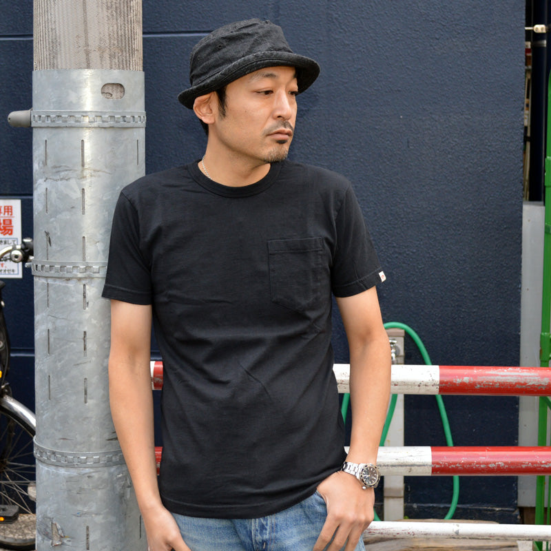 KURO＞FLOWER ROUND SHAPE TEE/Tシャツ