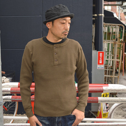 UES "66BW"Big Waffle Henley-Neck T-Shirt