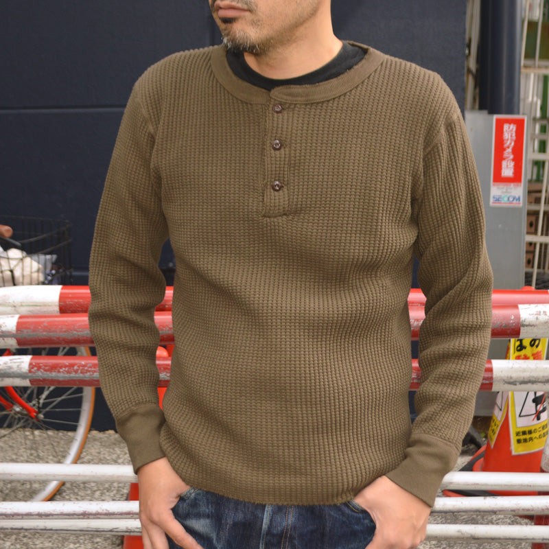 UES "66BW"Big Waffle Henley-Neck T-Shirt