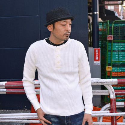 UES "66BW"Big Waffle Henley-Neck T-Shirt