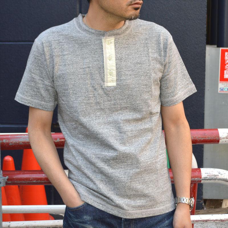 BUZZ RICKSON'S "BR79192" Slub Yarn Henley Neck T-Shirt