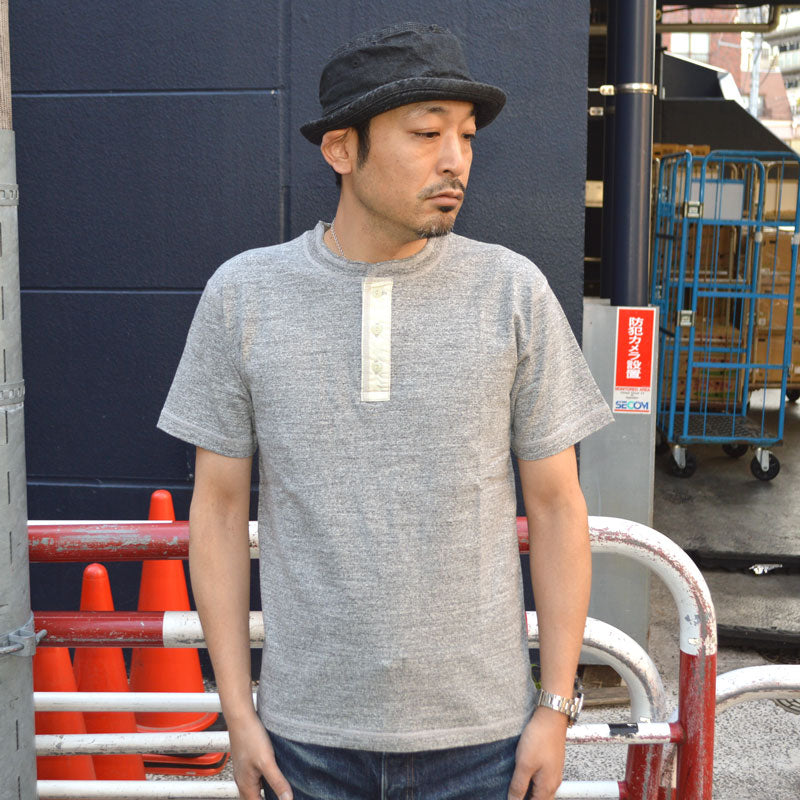 BUZZ RICKSON'S "BR79192" Slub Yarn Henley Neck T-Shirt