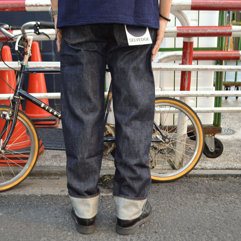 JAPAN BLUE JEANS "JMJE1101" Selvedge Straight Jeans 14oz