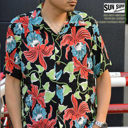 SUN SURF "SS39217" RAYON HAWAIIAN SHIRT ALOHA "CATTLEYA ORCHID"