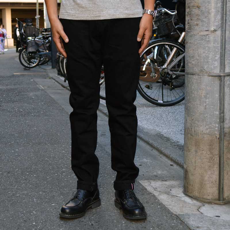 Momotaro shops black denim